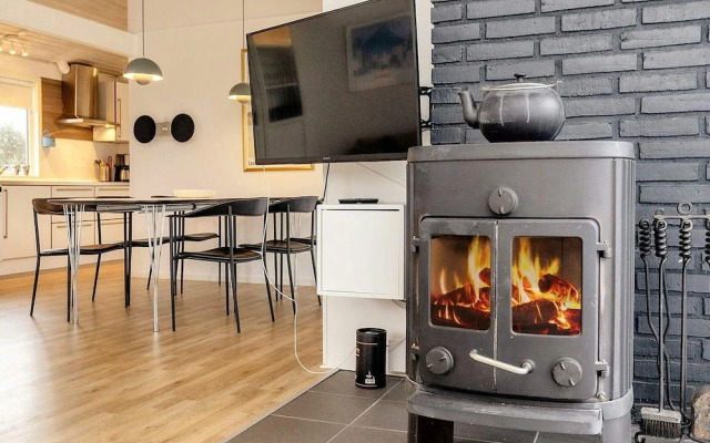 4 Star Holiday Home in Hals