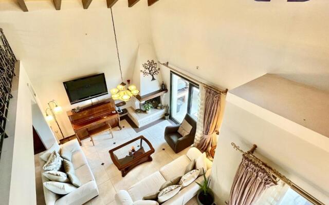 Beach Villa Heart House with private pool