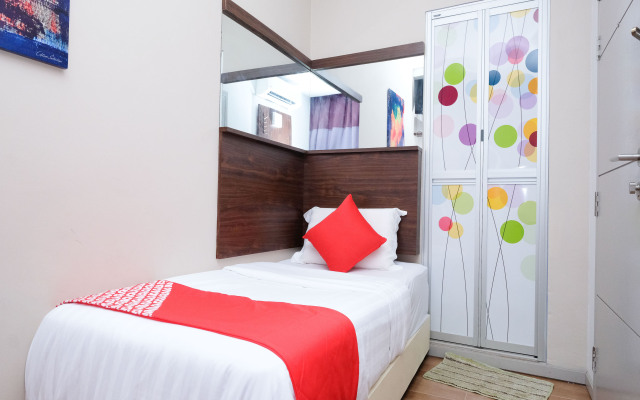OYO 768 Fajar Baru Boutique Hotel