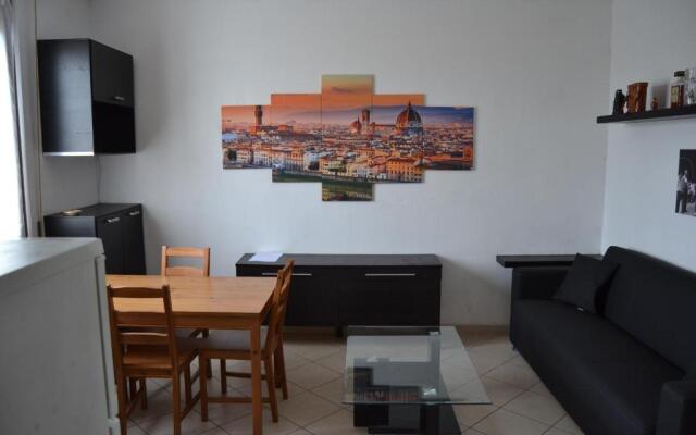 House Near the Center!!