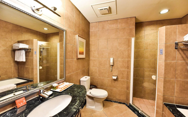Wei-Yat Grand Hotel