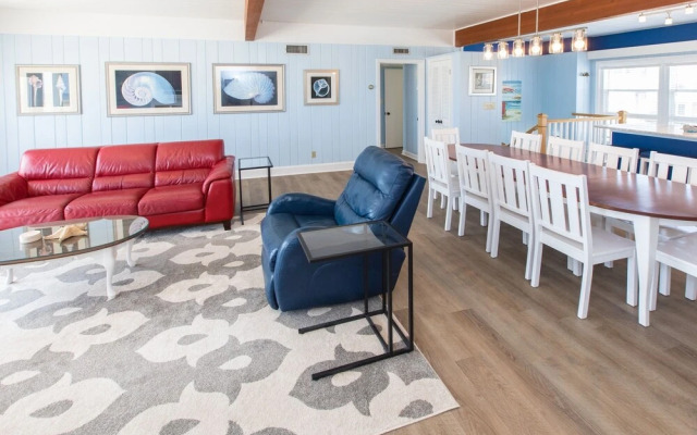 Ocean Commotion - 7 Br Home