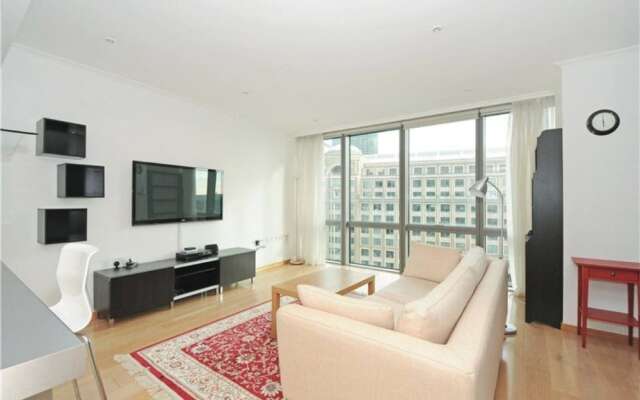 1 Bedroom Apartment With Panoramic Views In Docklandsv