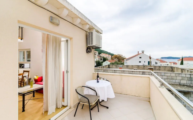 Cozy Duplex Apartment A1, Close to the Sunset Beach Near Dubrovnik