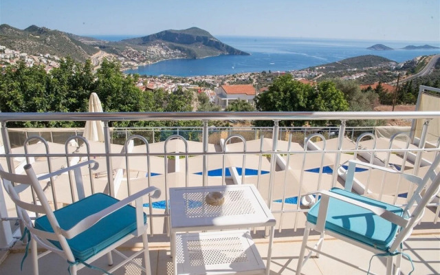 Villa Anatolia by Akdenizvillam