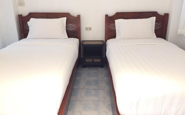 Mango Hotel