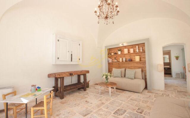 TD Marl Luxury Trulli Experience w Stunning Pool