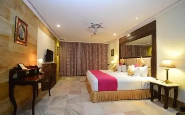 Talai Bagh Palace