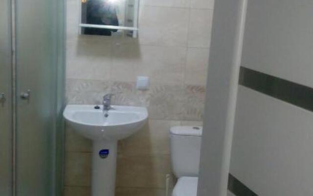 Lviv Новобудова біля автовокзалу