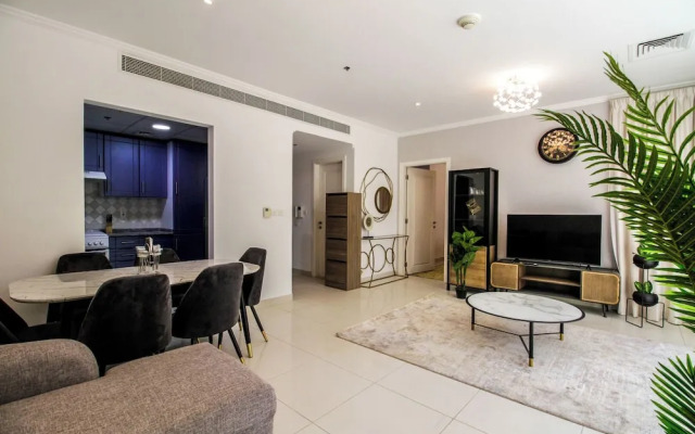 Spacious 1BR with Balcony in JLT