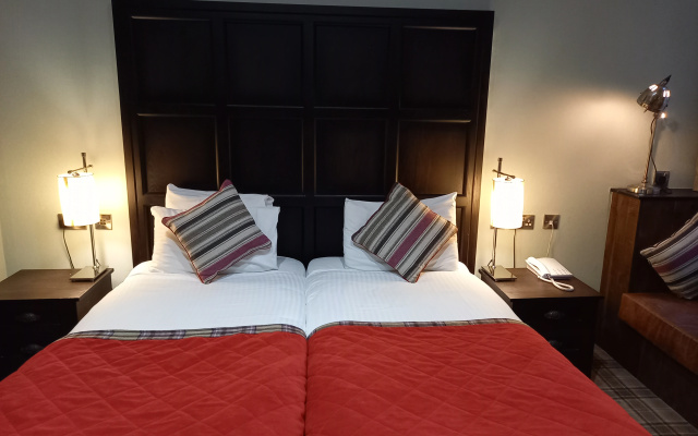 Parliament House Hotel - Image 4