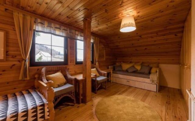 Hill Home Rucman