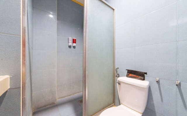 Cler Grand Hotel by Reddoorz