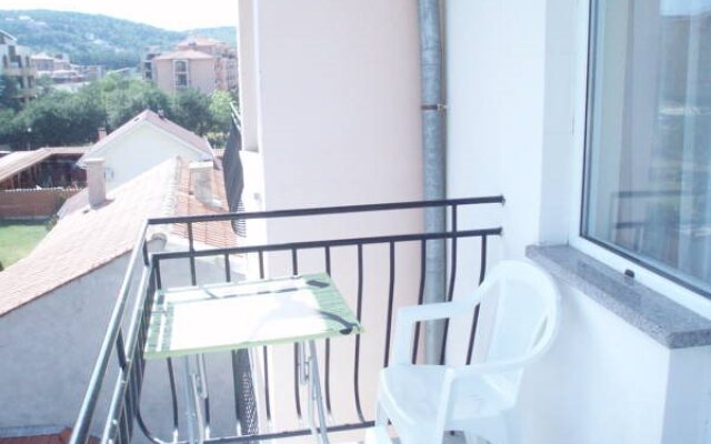 Vasima Hotel