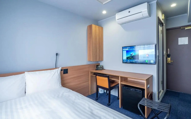 Toyoko Inn Osaka Yodoyabashi Station Minami