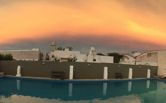Hotel Palmas Del Lago