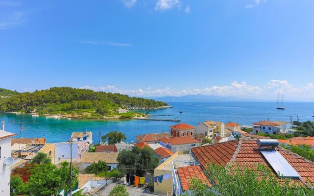Faros Ena in Gaios With 1 Bedrooms and 1 Bathrooms