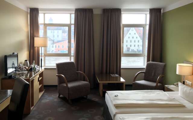 Sorat Insel-Hotel Regensburg