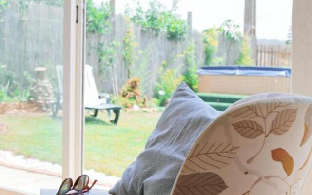 Sal da Costa Lodging