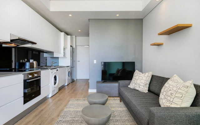 Panoramic Sentinel Apartment 707