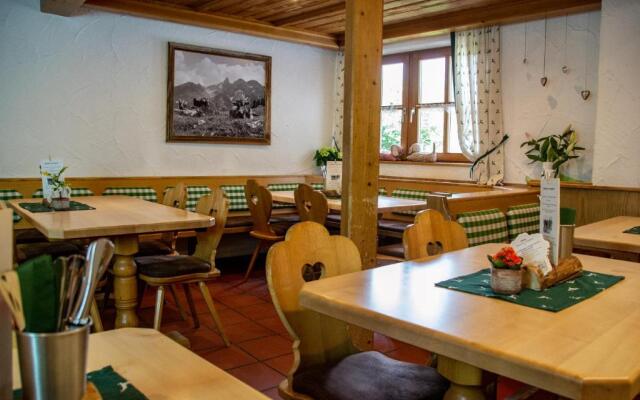 Ferienwohnungen Im Dorfwirt