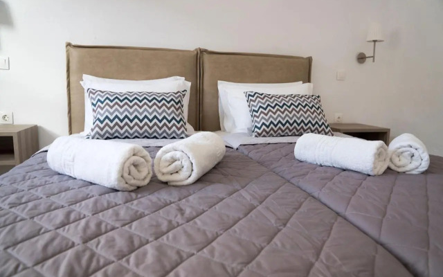 Stavros Beach Hotel