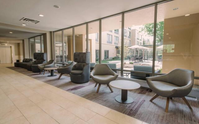 Courtyard by Marriott Nashua