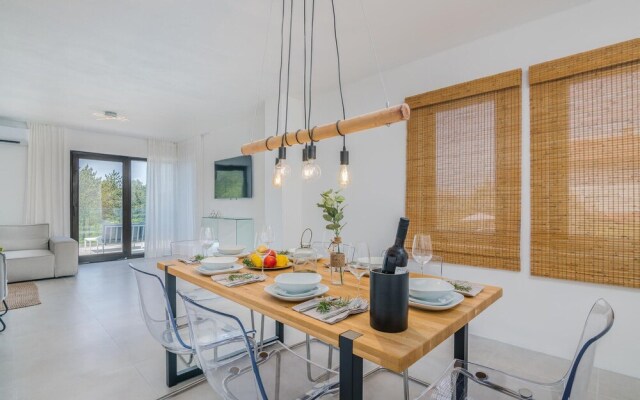 Nice Home in Klimno With Wifi and 3 Bedrooms
