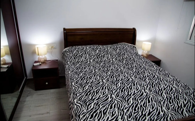 The Seasons Beach Design Studio Sea View