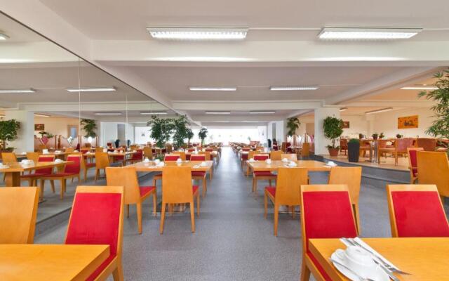 Hotel Aviva