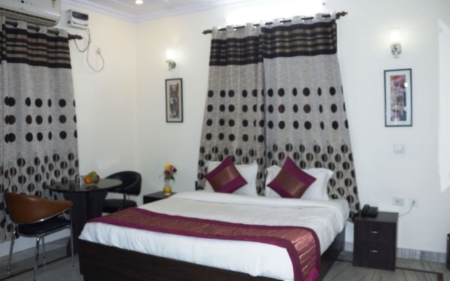 Maxfort Service Apartment