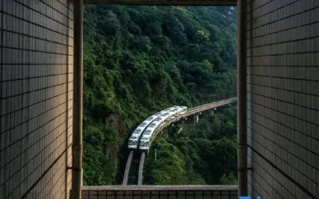 Yuekelai Homestay (Chongqing Jiefangbei Hongyadong Branch)