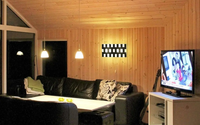 Attractive Holiday Home in Vaggerlose near Sea