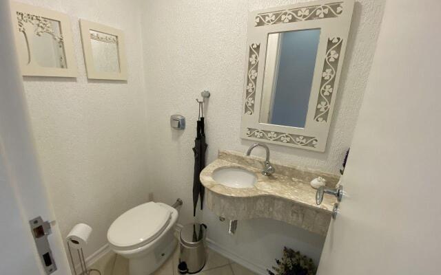 Vila d'Italia Jurere Internacional