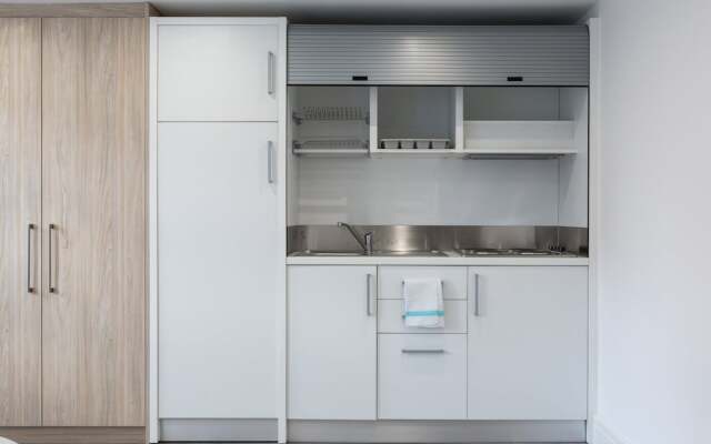 Studio Apartment Near Victoria Station