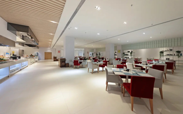Garden Lane Meilan Airport