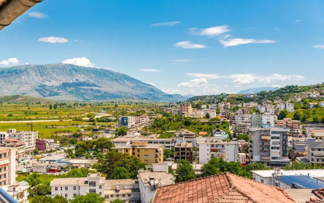 Hillside Apartment Gjirokast r