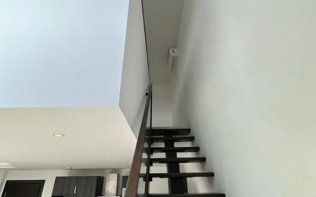 Peravi Suites at Embassy Gardens