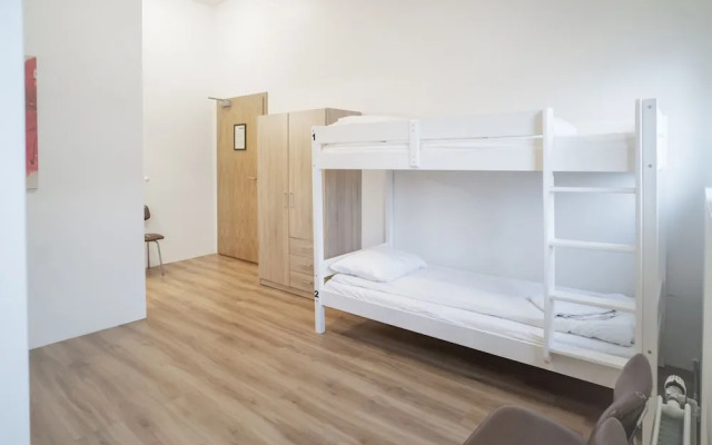 Pávi Guesthouse