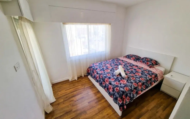 Fam Glam City Apartment