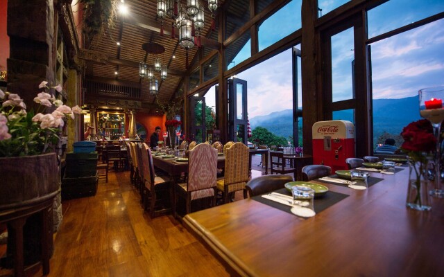 Chantra Khiri Chalet Chiang Mai