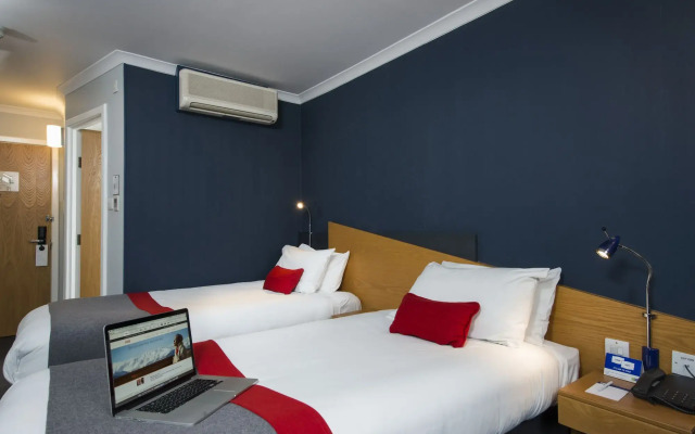 Holiday Inn Express Exeter East by IHG