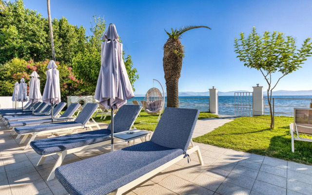 Sirocco Hotel