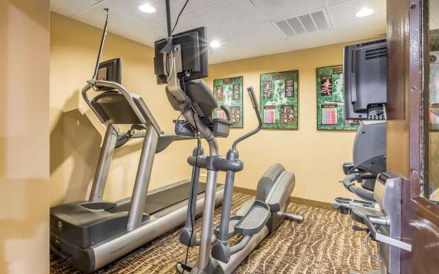 Comfort Inn & Suites Dalton West