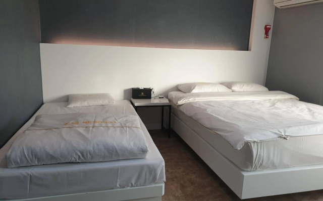 Hotel Valentine