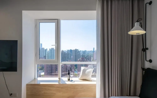 Shanghai Hills&FanStay close to Tianzifang Line 9