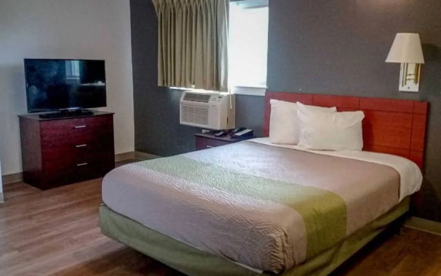 Motel 6 Greensboro, NC - I-40