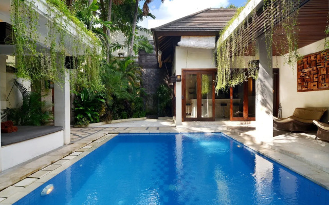 Natayani Villa