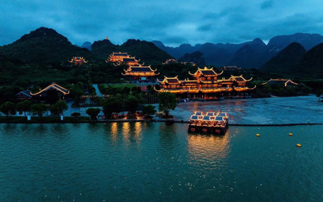 Tam Chuc Complex