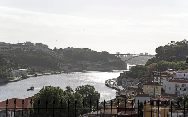 Wonderful 2BR Duplex Near River by LovelyStay